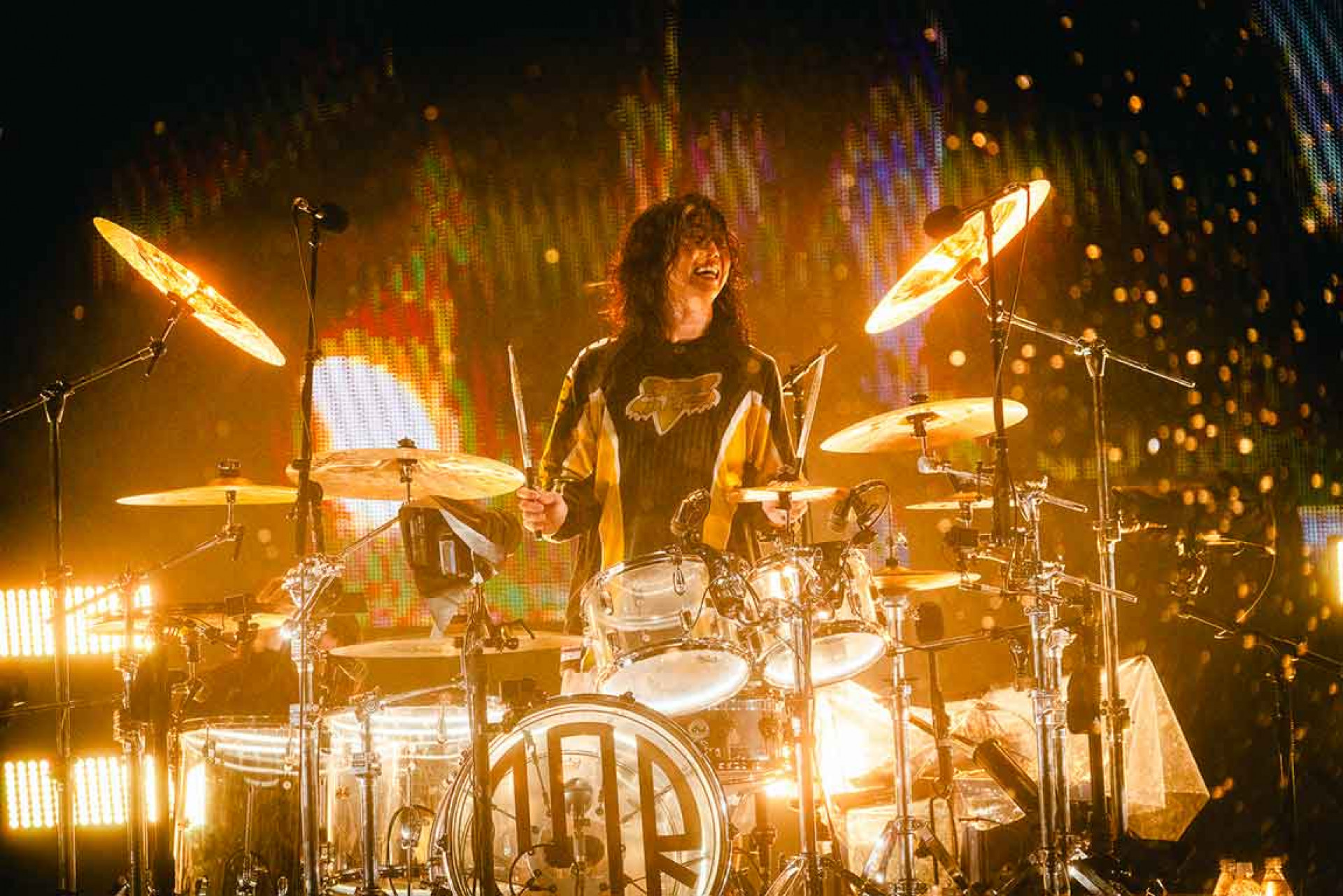 鼓手-Tomoya-(Photo-by-Rui-Hashimoto)