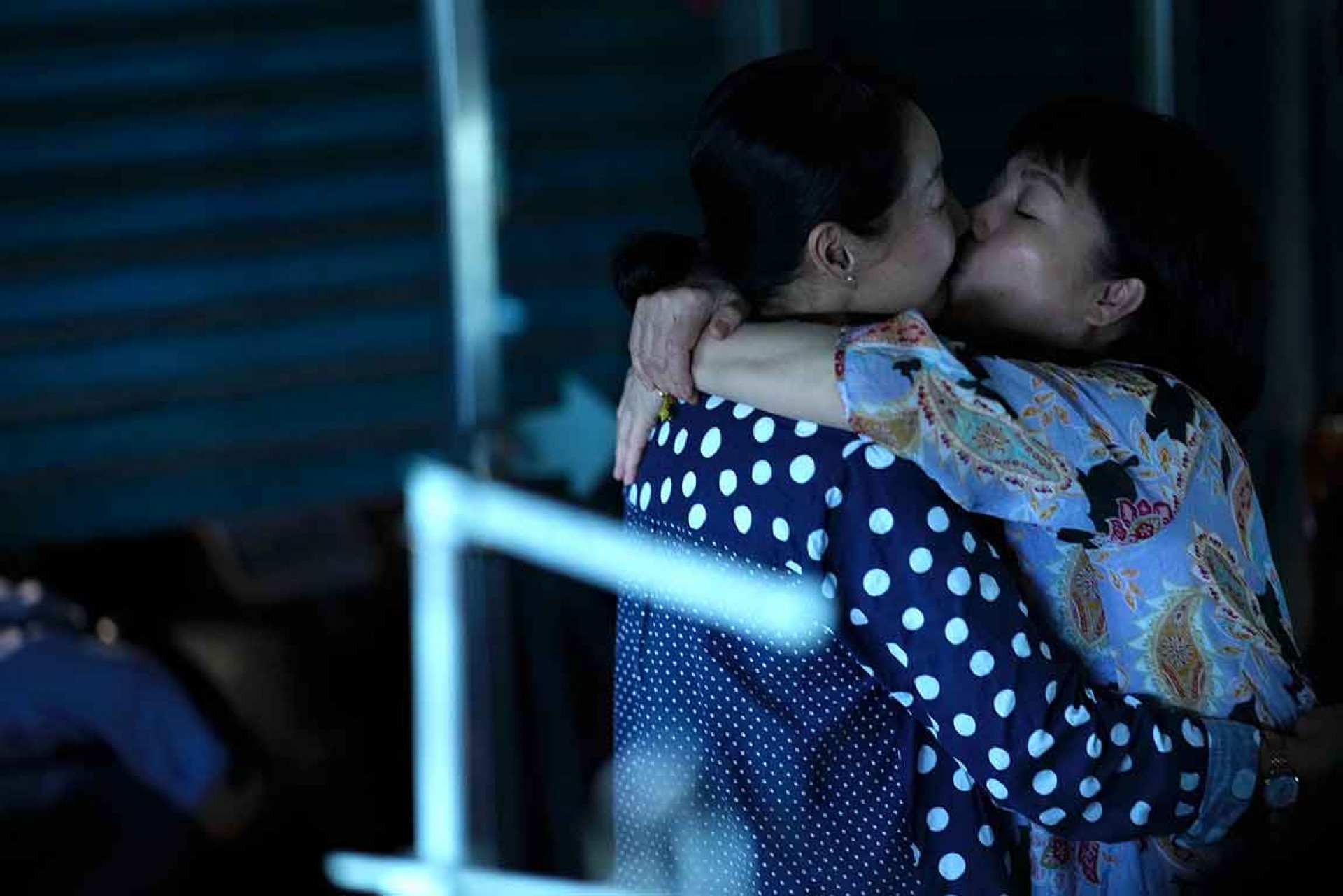 圖03：潘麗麗與鮑正芳飾演女同志長輩，步入中年後相愛。（壹壹影業提供）