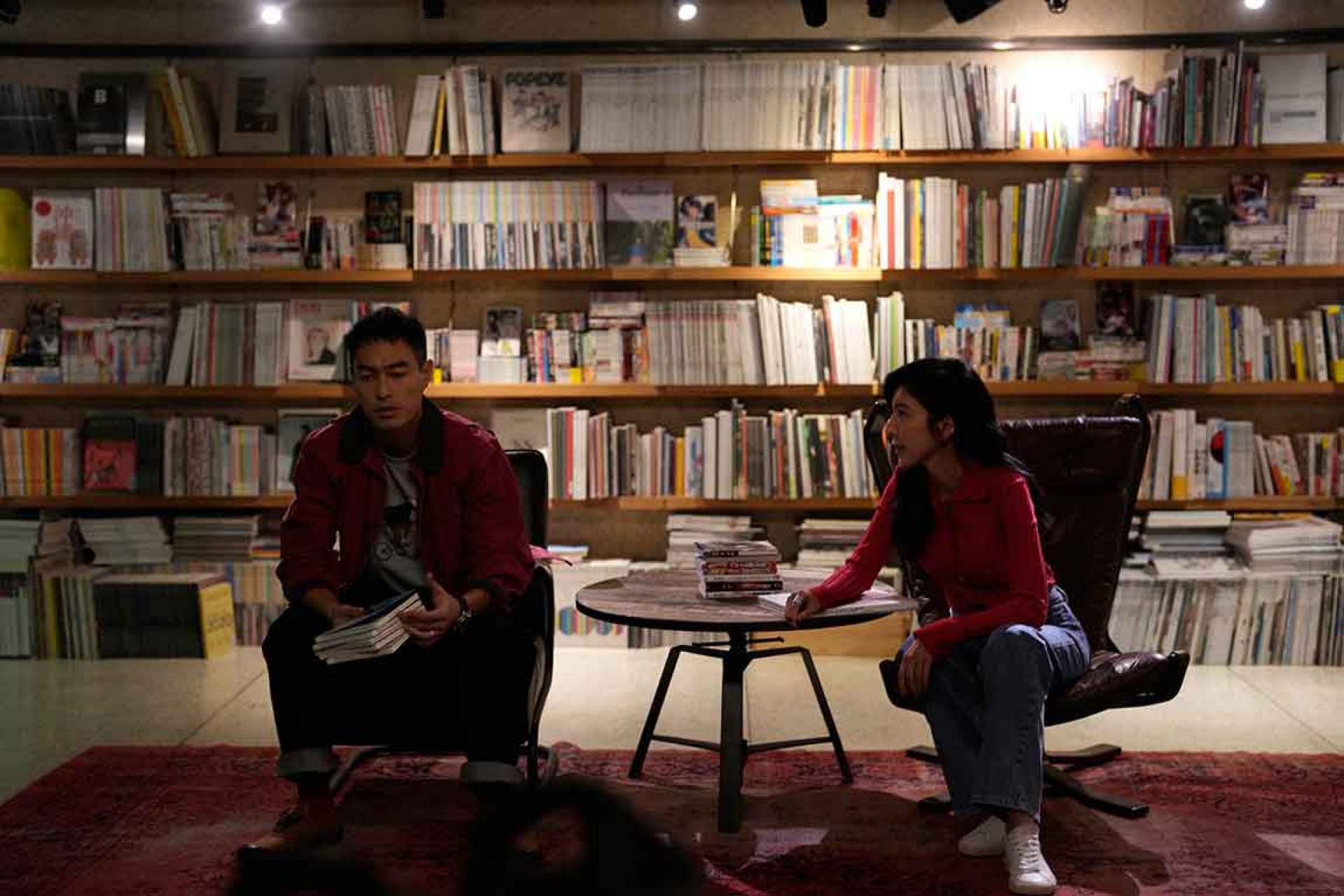 圖04:楊謹華與楊祐寧劇中有不為人知的曖昧情愫。(壹壹影業提供)