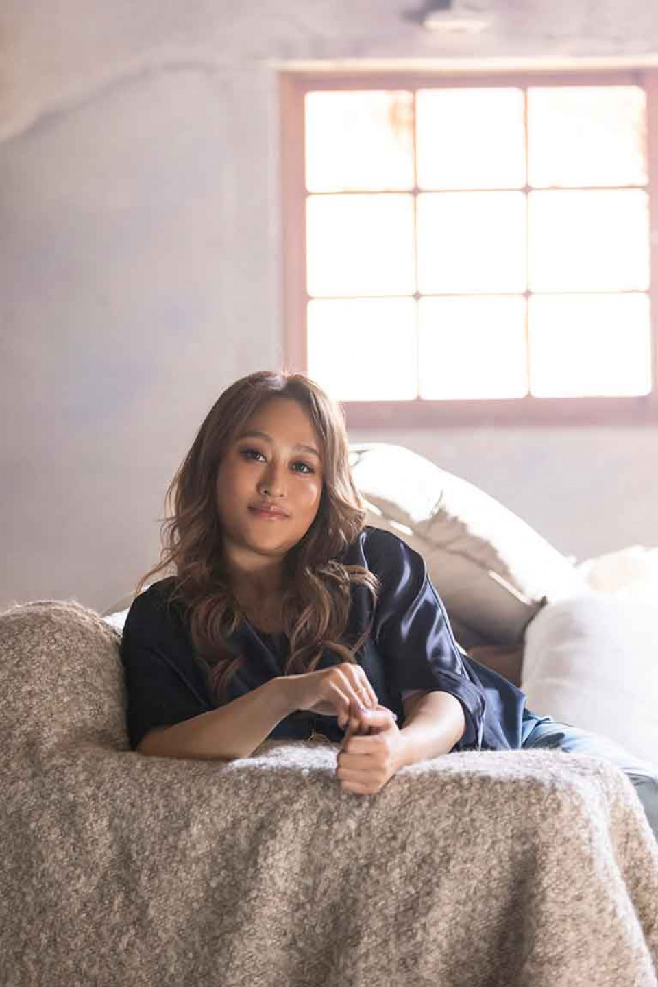 圖01:「靈魂歌姬」家家獻全新情歌〈身體會記得〉直擊心靈深處。(相信音樂提供)