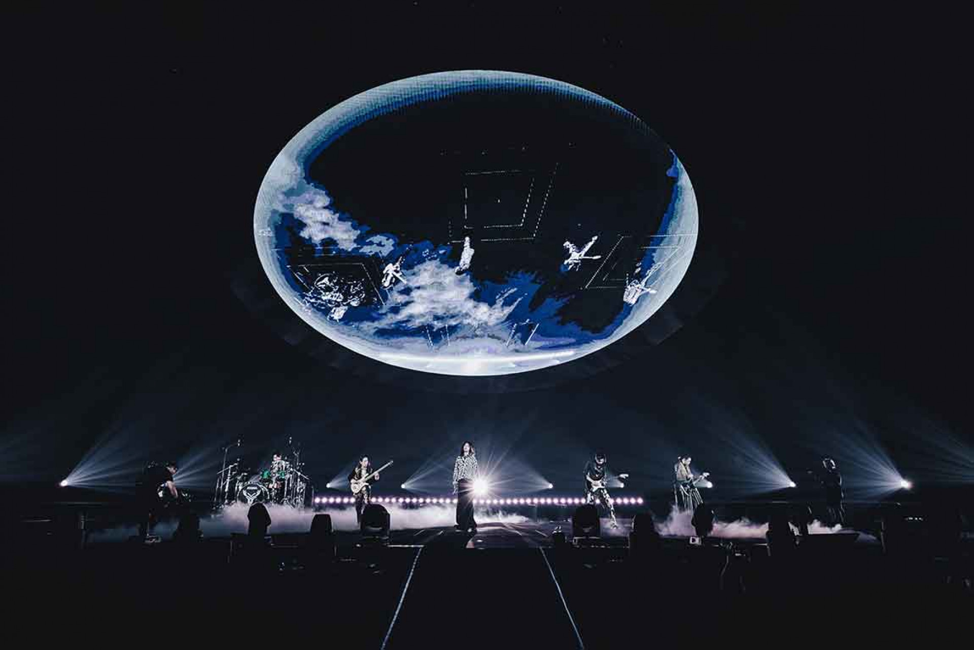 圖02:麋先生〈馬戲團運動CircUs〉世界巡演口碑爆棚--,人氣激升,各方邀約群湧而上。(相信音樂提供)