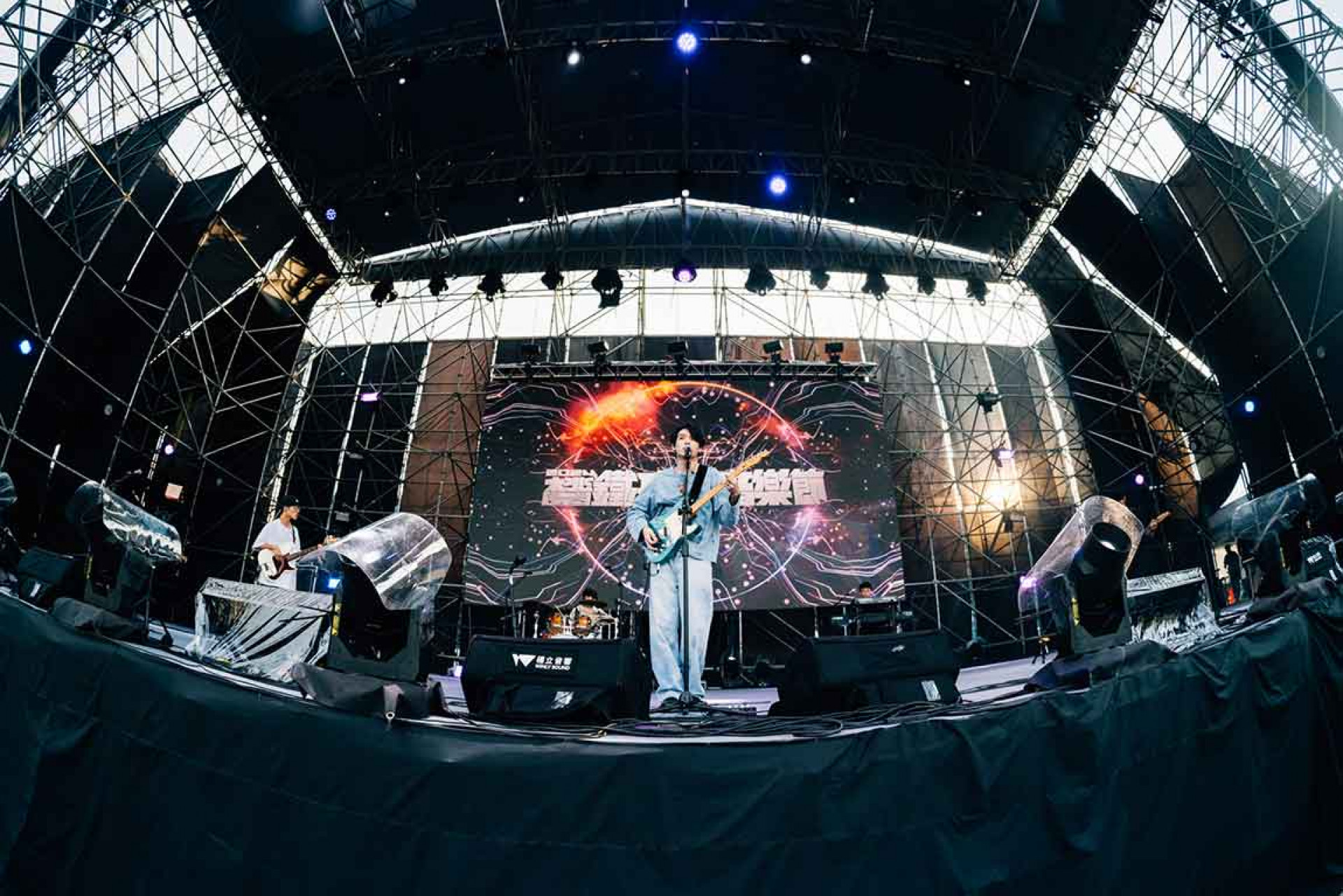 2024鐵玫瑰音樂節_DözY_02