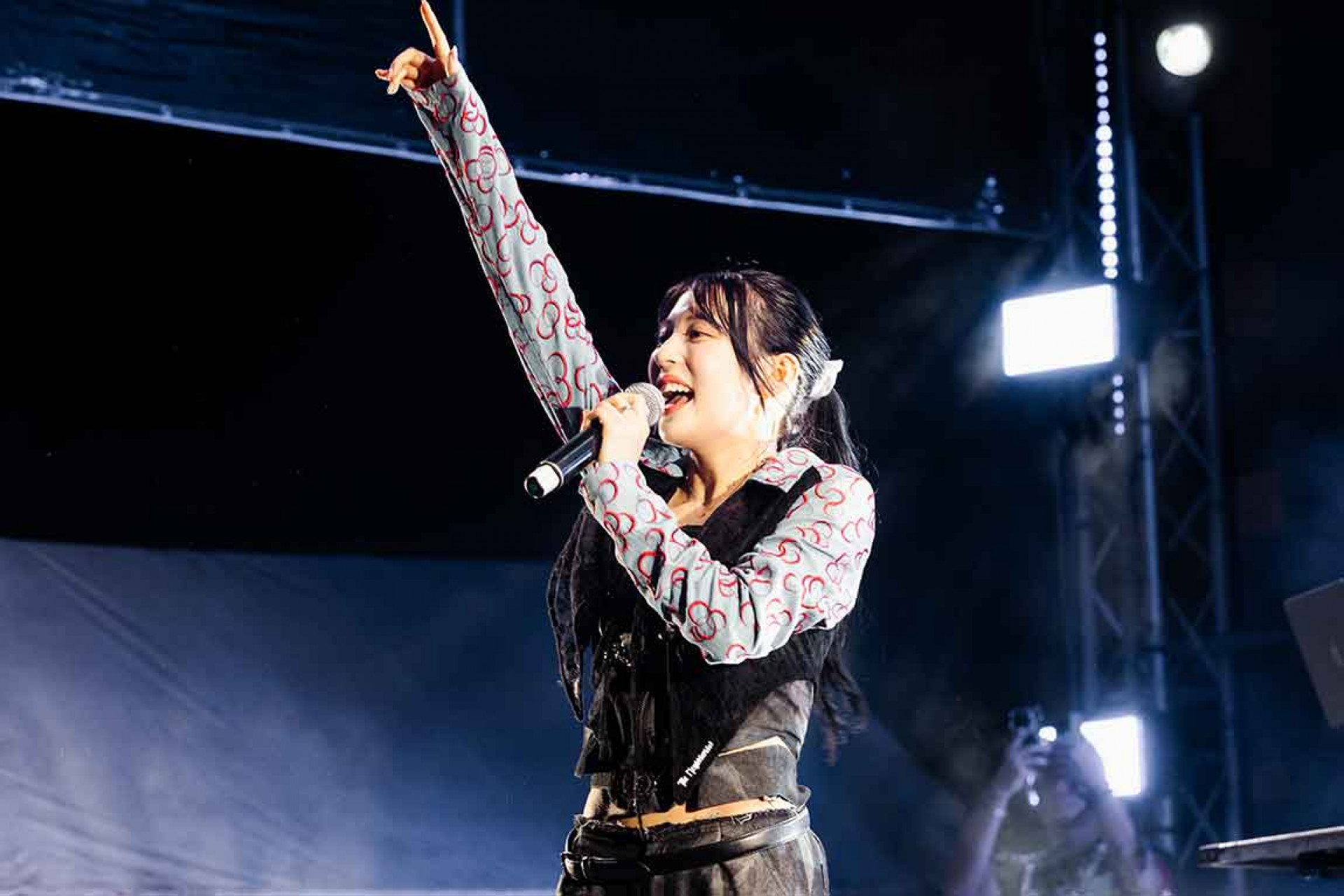 茉ひるMAHIRU_浪人祭演出照1