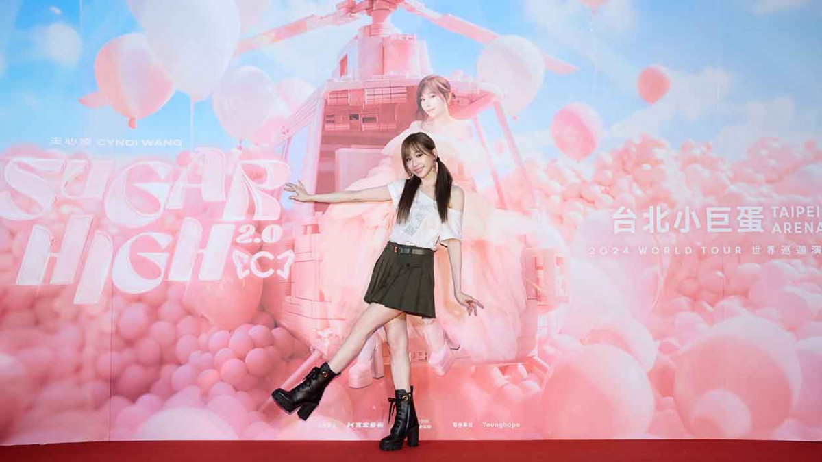 王心凌演唱會感謝好友青峰義氣相挺 首次合體同台演出 再次向好友邀歌盼再合作