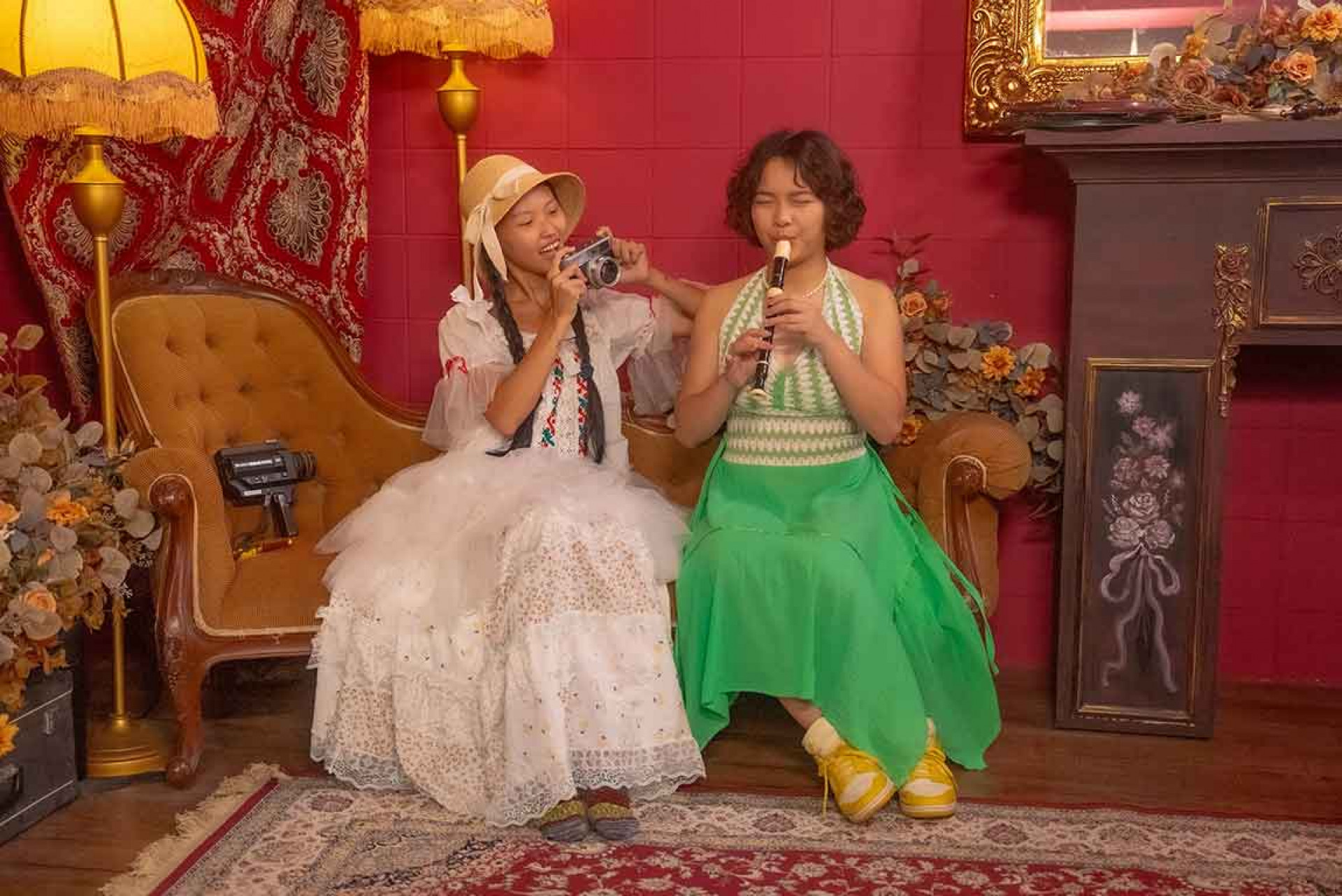 LÜCY與JOYCE-就以斯合作單曲〈貝比〉短影音拍攝花絮照_1jpeg