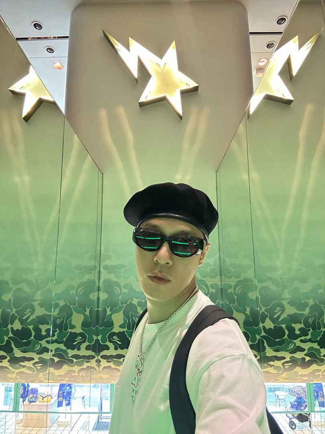 周湯豪NICKTHEREAL趁難得空檔飛東京-為演唱會治裝