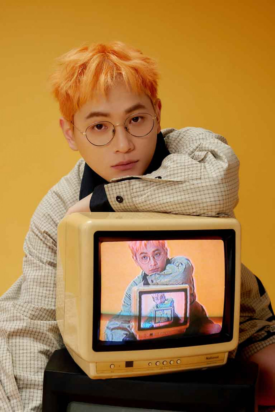 跨國聯手知名音樂人與金曲混音師組製作團隊,視覺呈現復古電玩風格