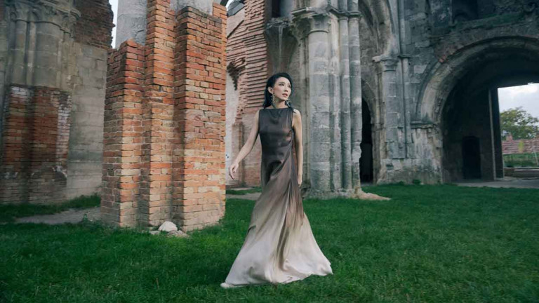 Penny戴佩妮全新單曲〈雙生火焰〉詮釋雙生靈魂之旅 為MV優雅起舞