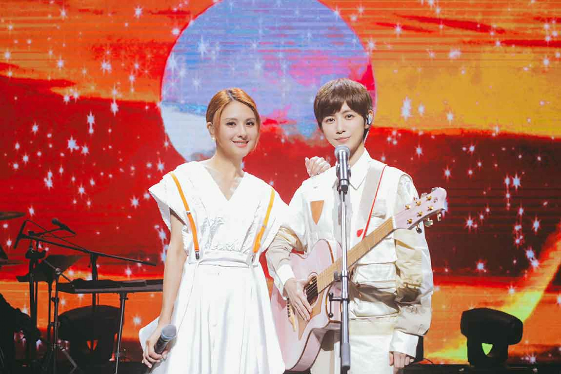 小魏魏嘉瑩演唱會郭靜跨刀當嘉賓_2