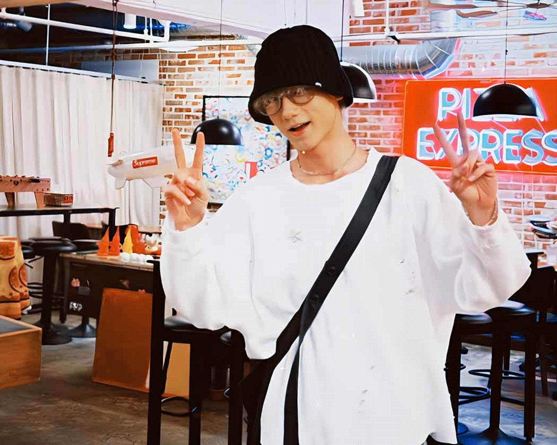 圖片為翟浚安的哥哥掌鏡拍攝,翟浚安他的家人特地飛往韓國,在第一次公演後的假期中陪伴他。(照片提供:凱渥集團種子音樂)