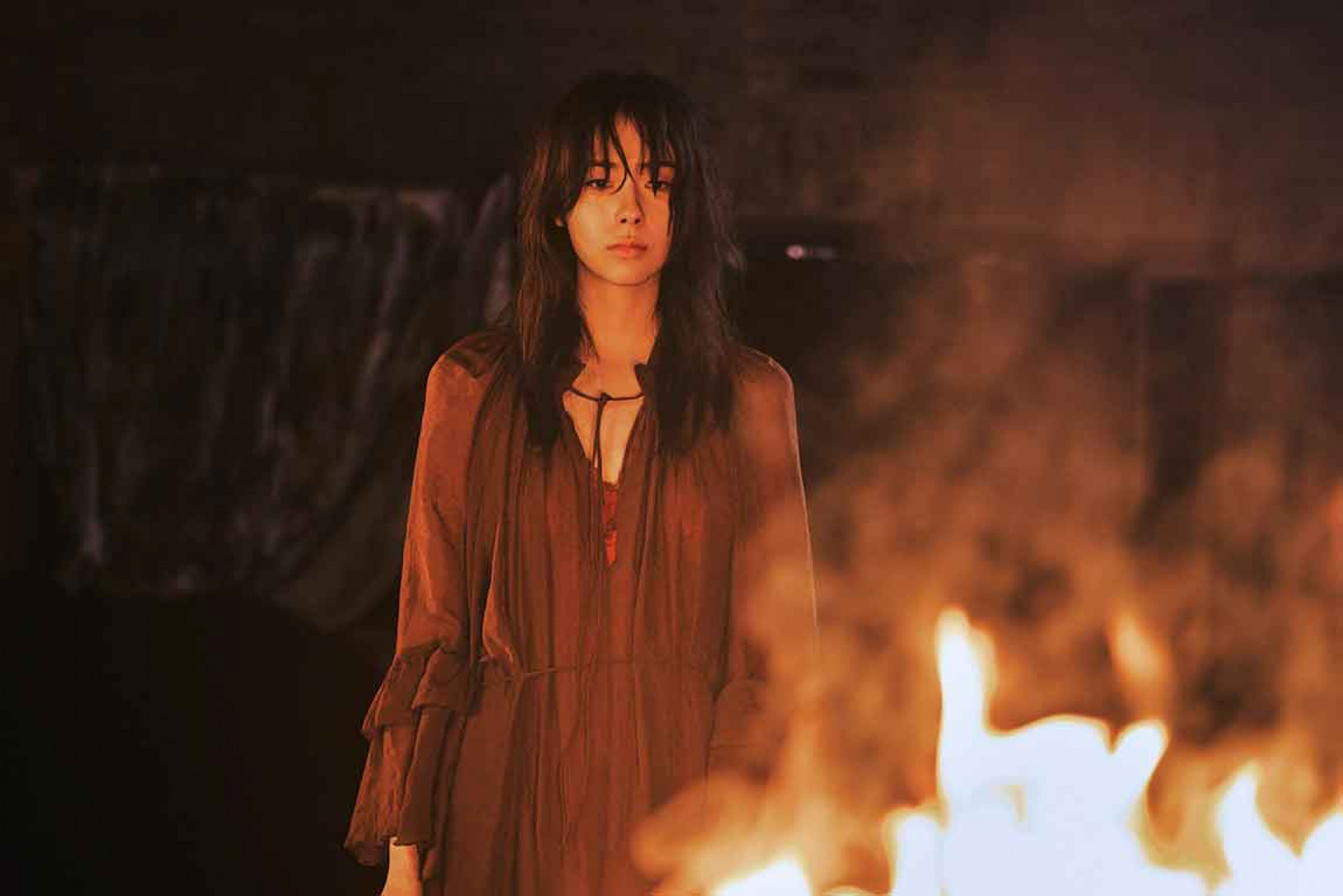 椅子樂團〈倖存者〉MV劇照_林奕嵐2