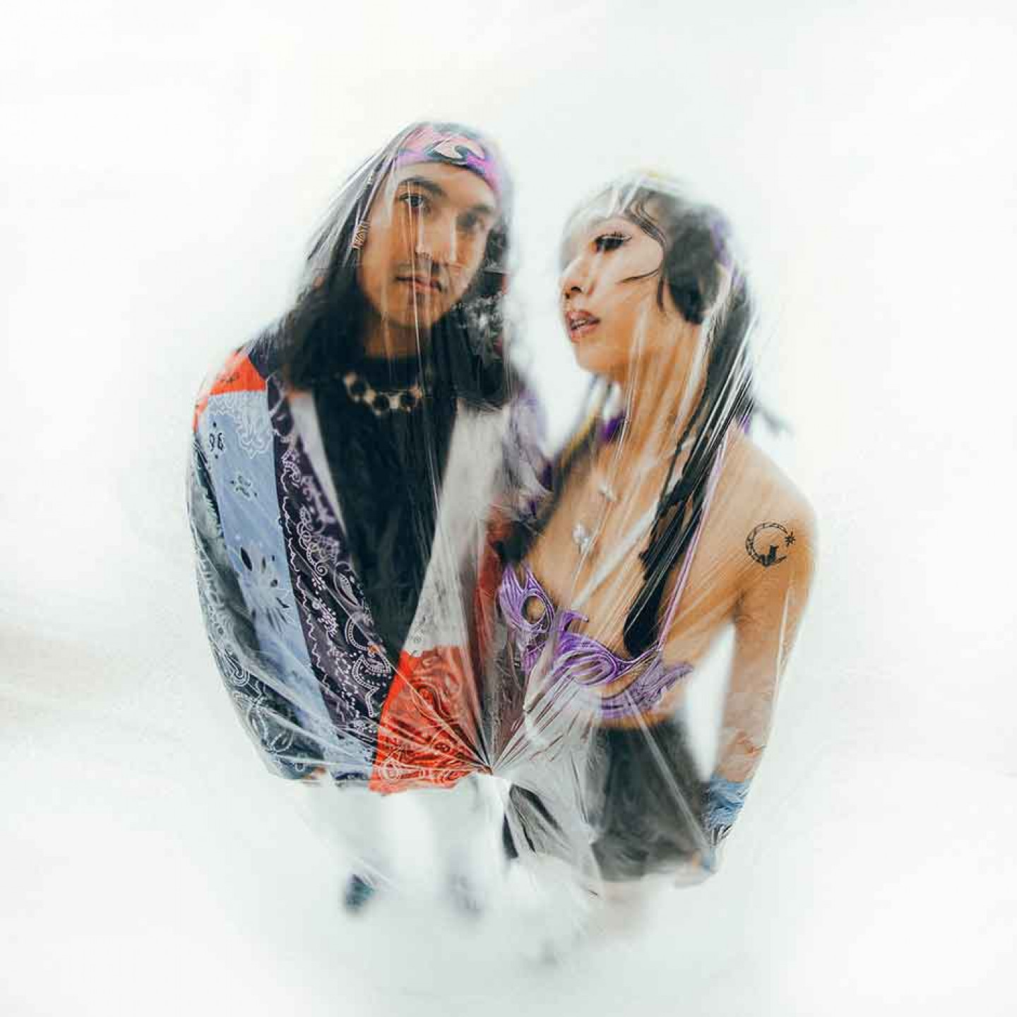 Fi-Né-粉內2024收穫滿滿,還擔任鳳小岳合作樂手