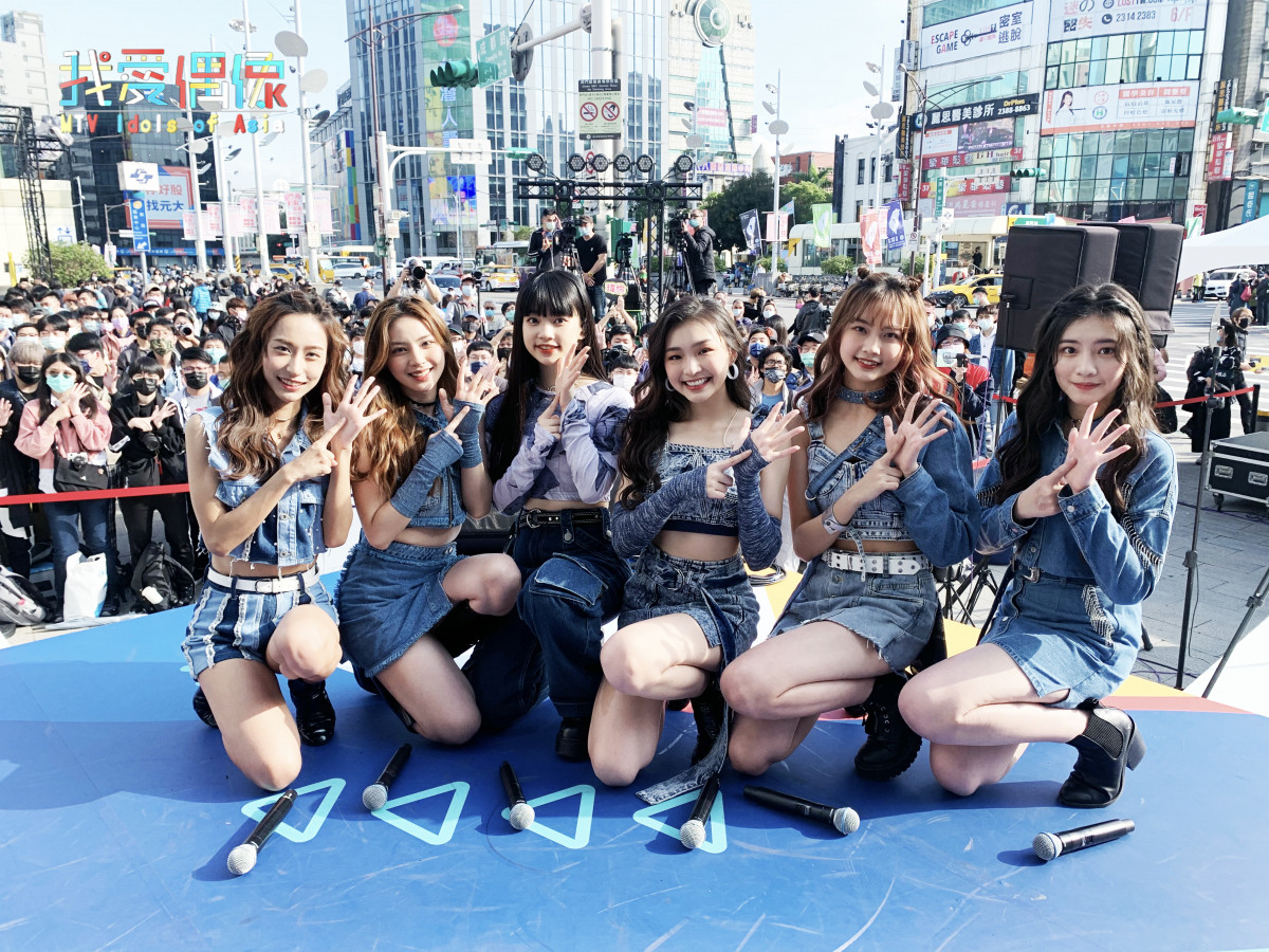 《MUSIC UP》頑美女團PER6IX粉絲見面會 紫嫣喊冤:「我要回家了!」