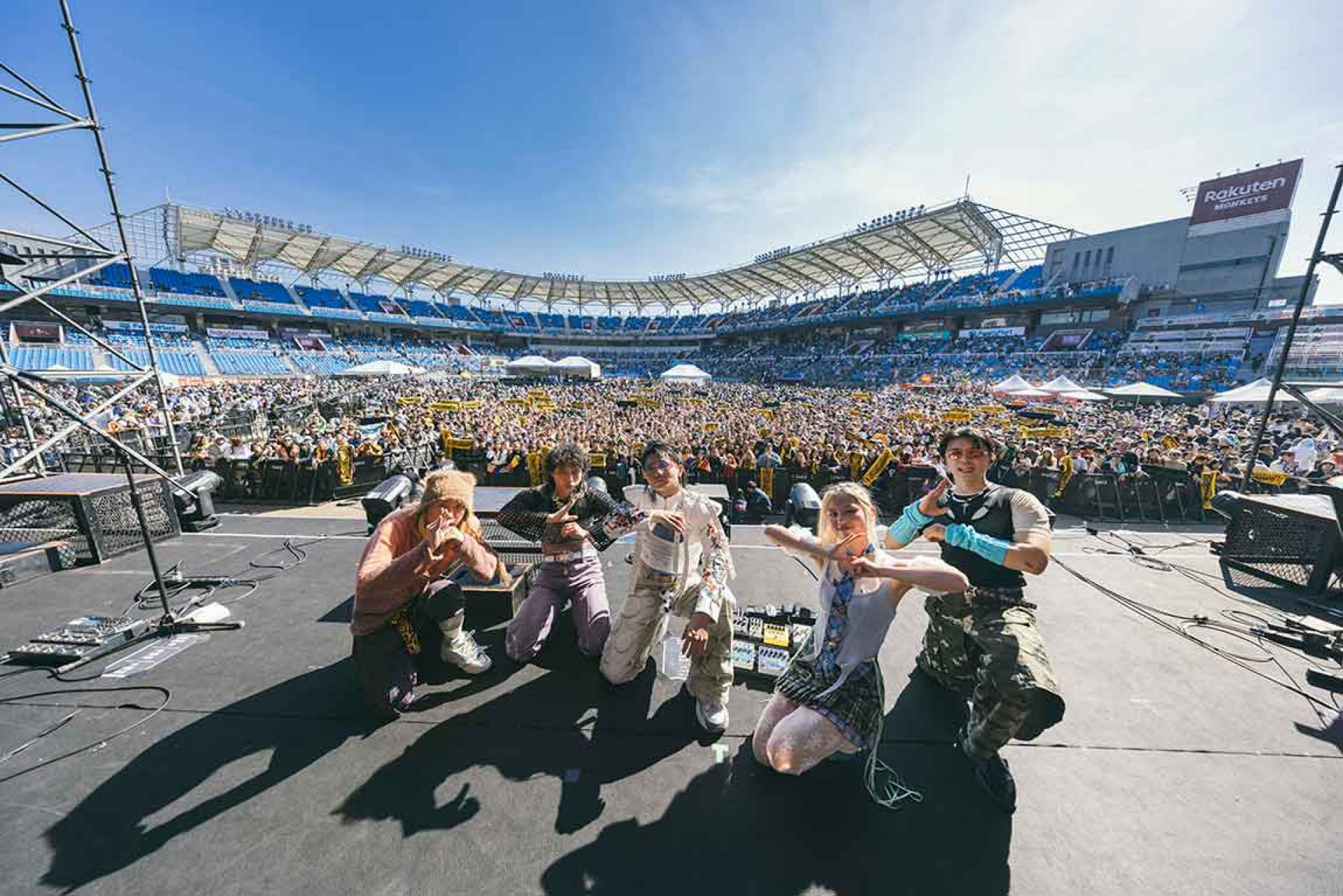 美秀集團大合照