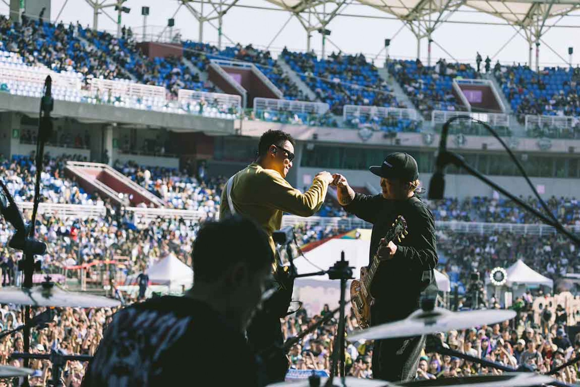 胖虎Bass手雷誰、吉他主唱BENN