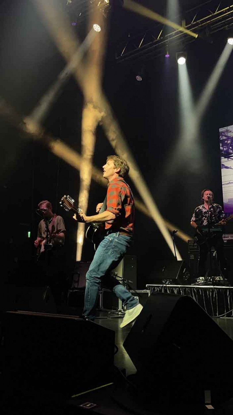 上尉詩人詹姆仕布朗特與粉絲歡慶二十週年-_-華納國際音樂