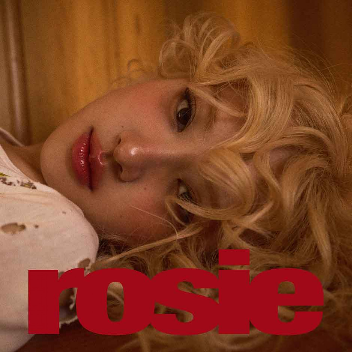 ROSÉ-首張專輯《rosie》_華納音樂國際部提供