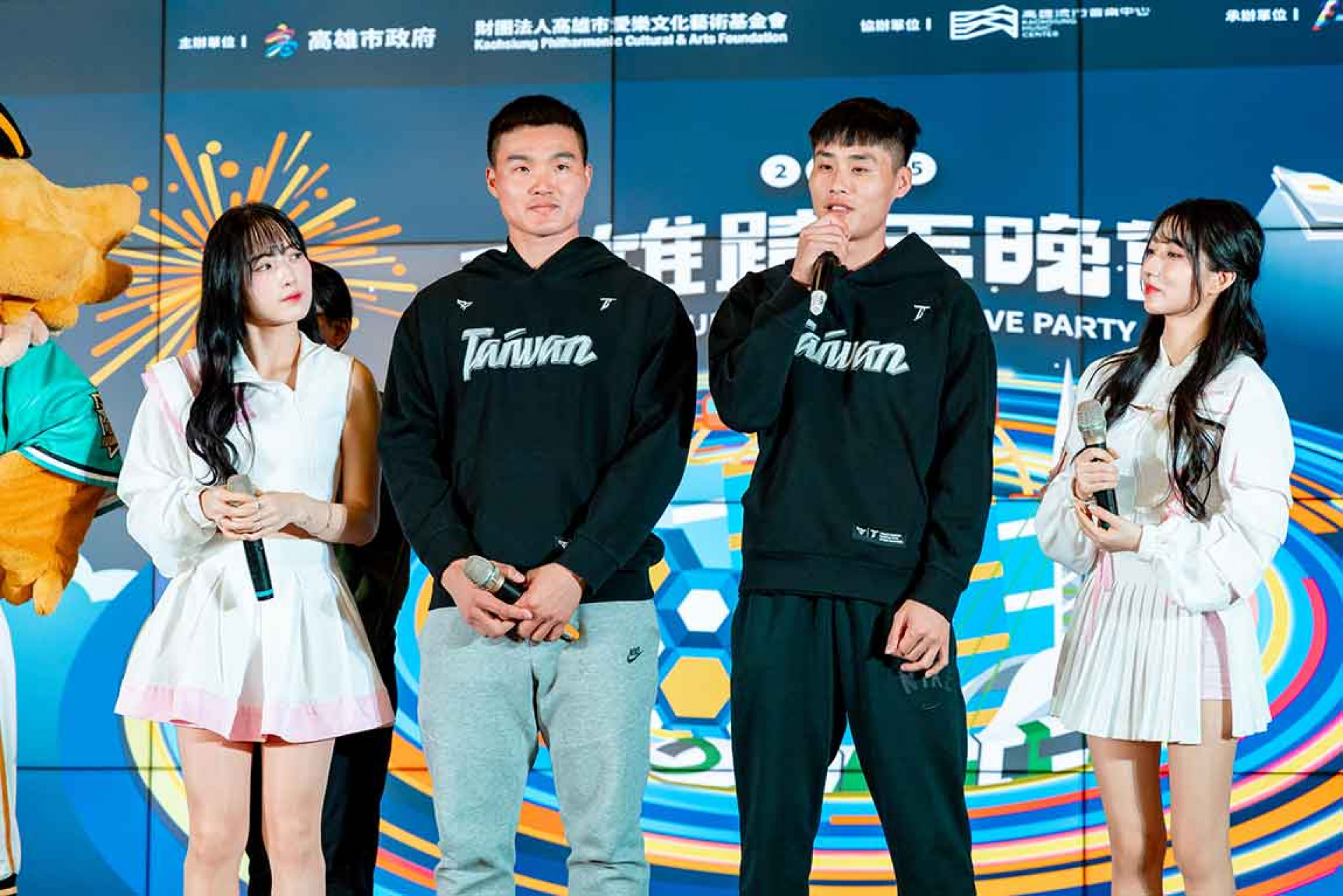 03_Team-Taiwan陳柏清、張政禹蒞臨現場，將陪伴大家一同跨年