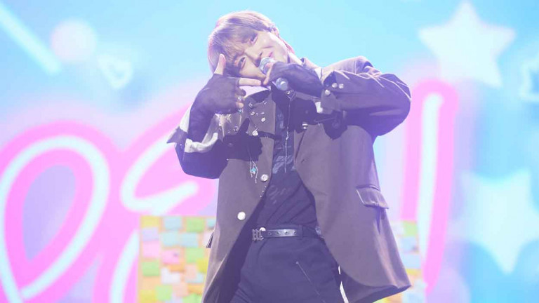 朴志訓再現經典撒嬌「啾醬～」初見粉絲帶男友入座大喊「對不起」