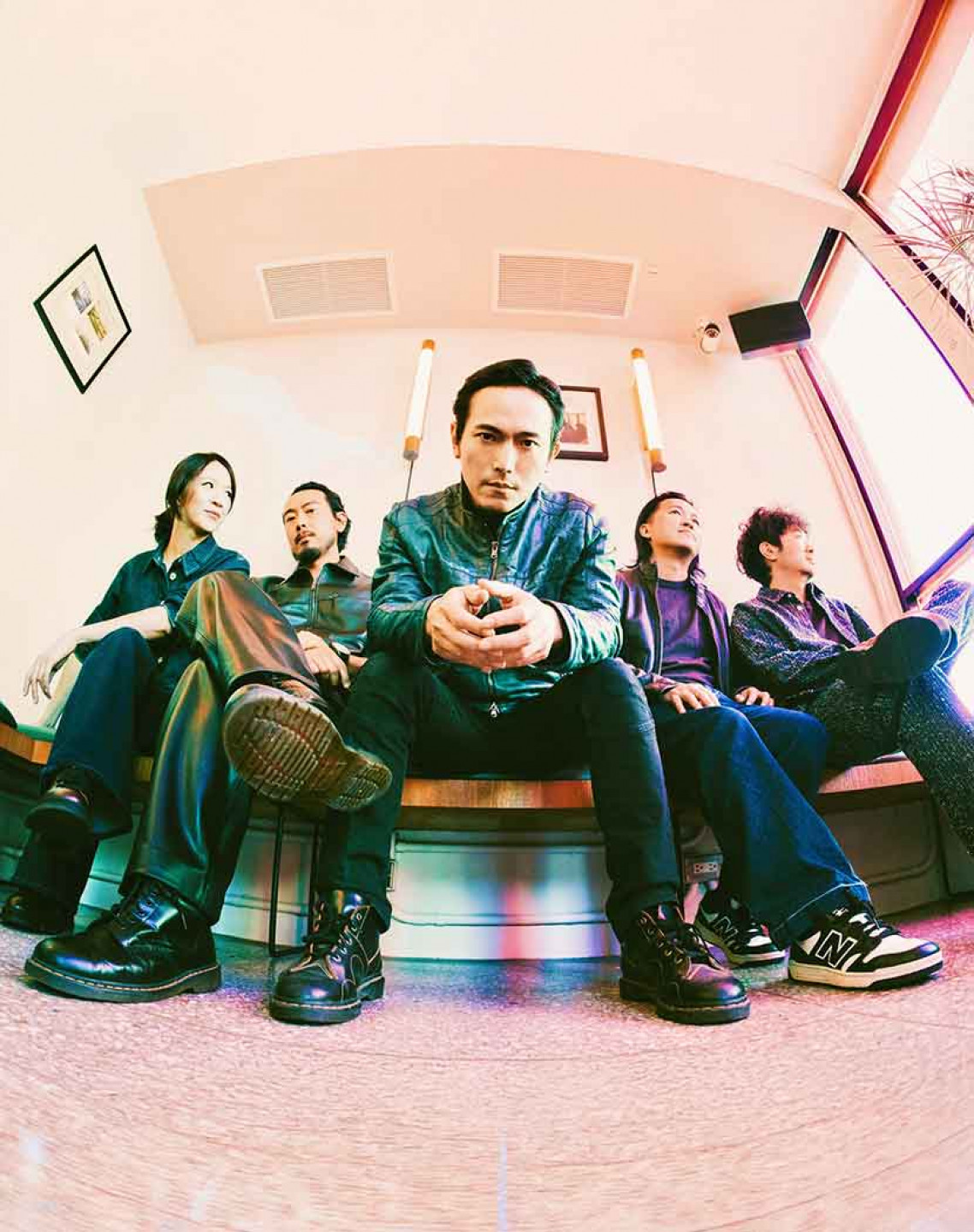 回聲樂團釋出2024年末全新科幻單曲〈Silent-Night-in-Shinjuku〉