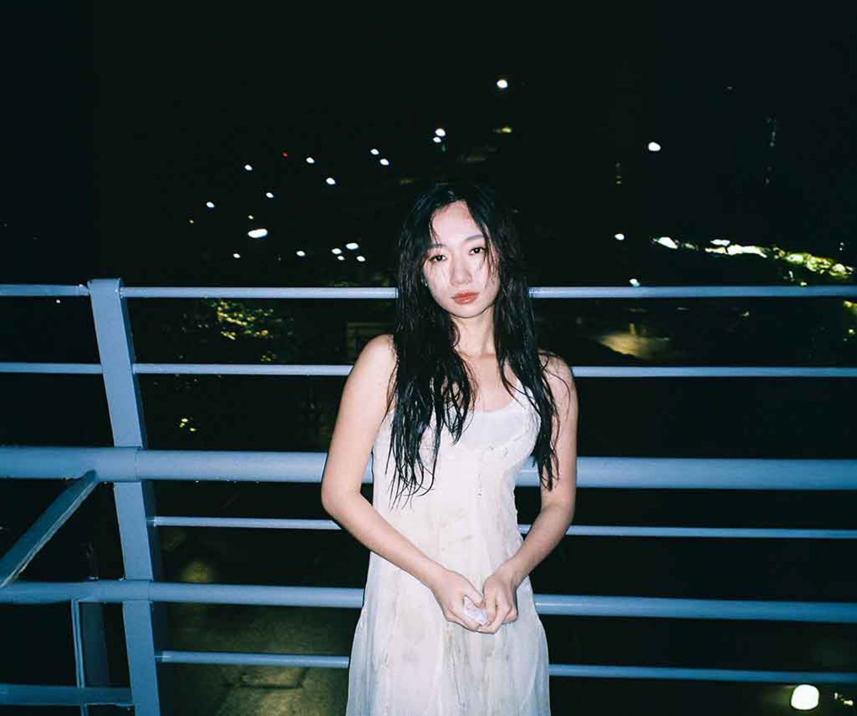 吳卓源日前拍攝-EP主打歌《feathers》MV(照片提供_華風數位)