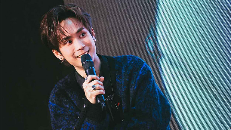 RYOTA片山凉太專輯聽歌會 恐龍的皮送上三顆龍牙化石 祝事業可以發"牙"(芽)生根 長長久久