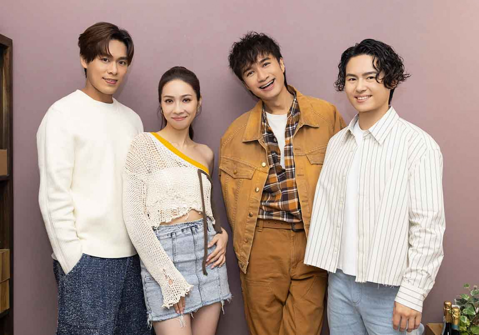 圖10:告五人與古巨基合作粵語新曲〈成長的錯〉,古巨基是告五人第一位粵語老師。(相信音樂提供)