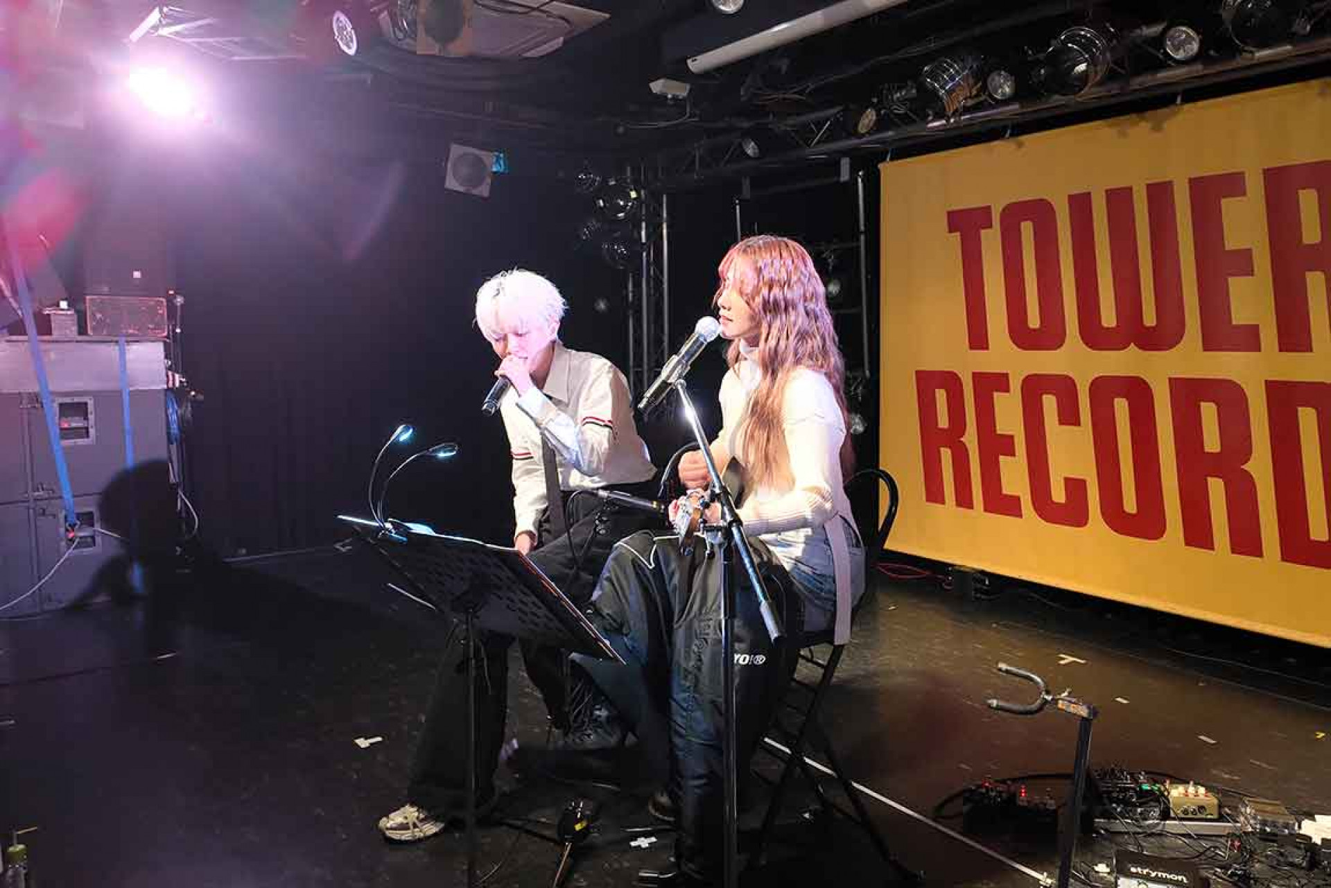 晨悠塔音澀谷活動照-3(左起)惟晨、以悠