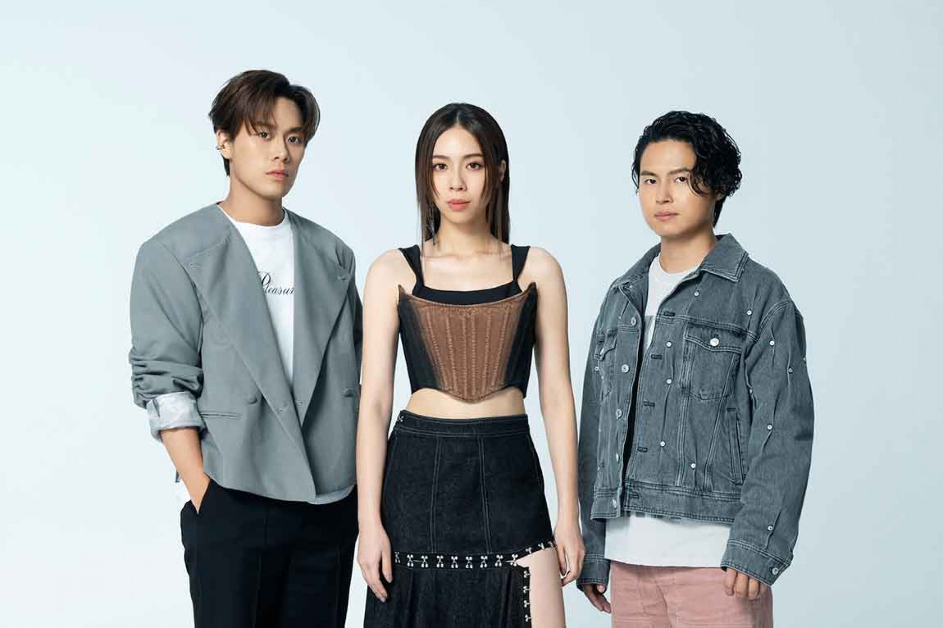 圖02:告五人助陣藤岡靛打造浪漫新曲〈一起看黃昏〉。(相信音樂提供)