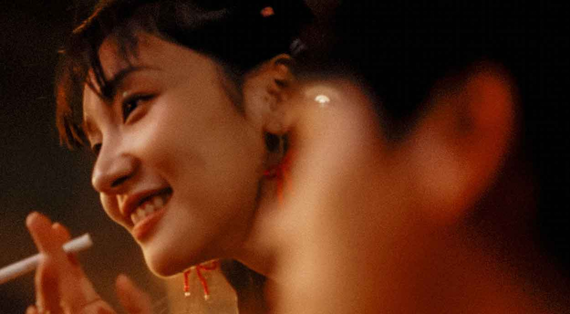 凹與山〈Snow-in-Osaka〉MV-畫面。(圖片提供/凹與山-Our-Shame)