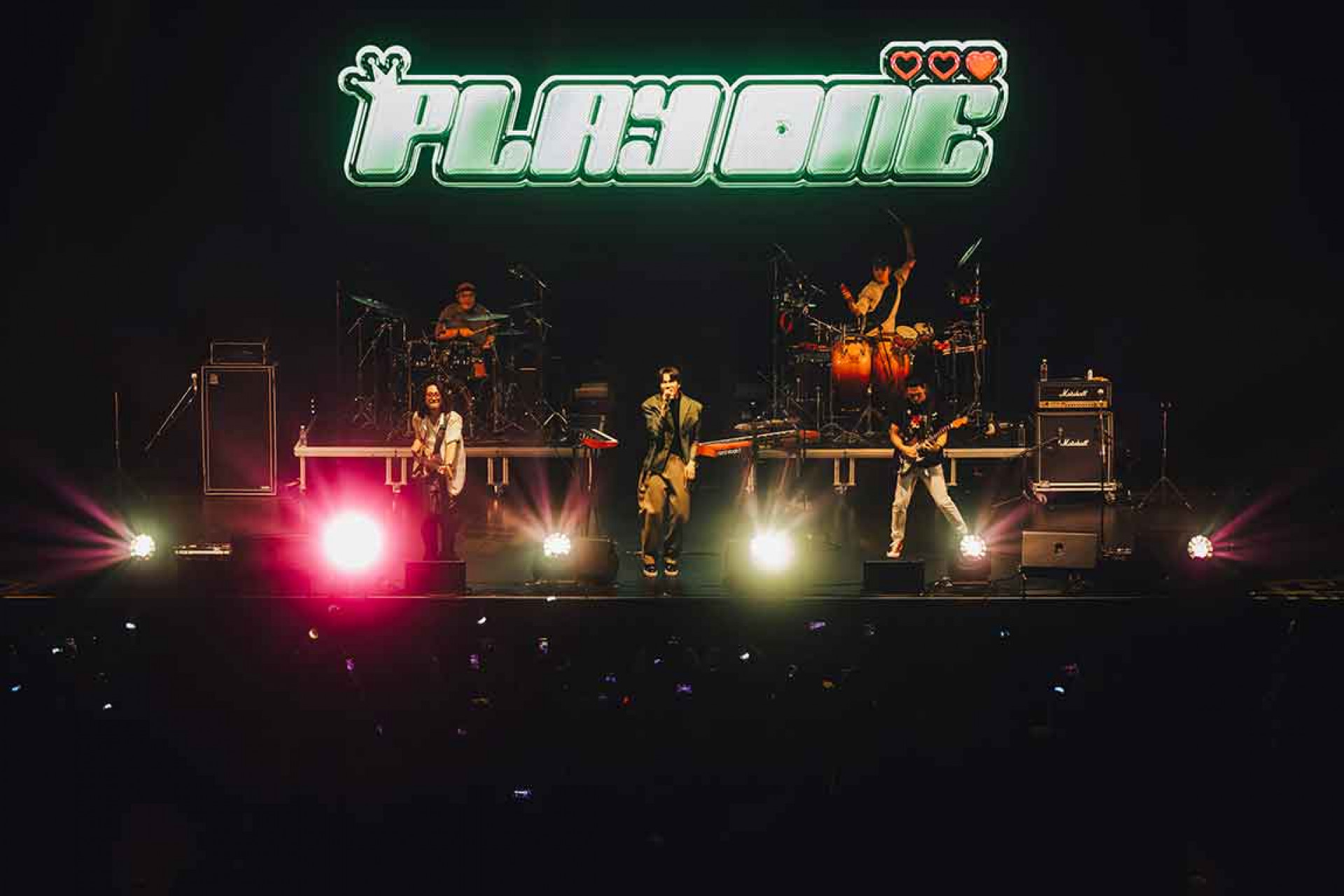 圖04:宇宙人吉隆坡熱力開唱。(相信音樂提供)