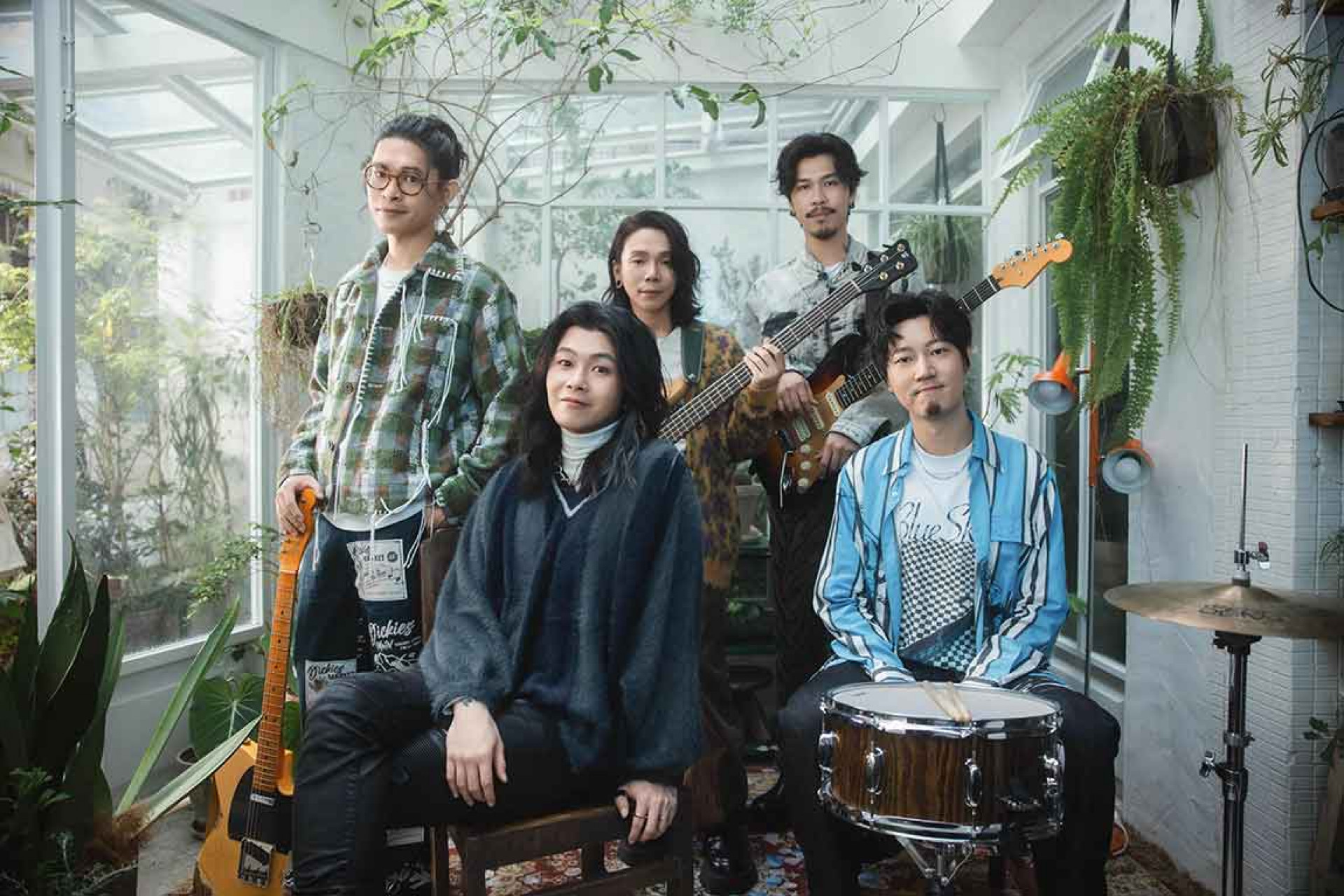 圖01：金曲樂團麋先生MIXER驚喜獻出2025年首發單曲〈沒什麼大不了的心情〉。（相信音樂提供）