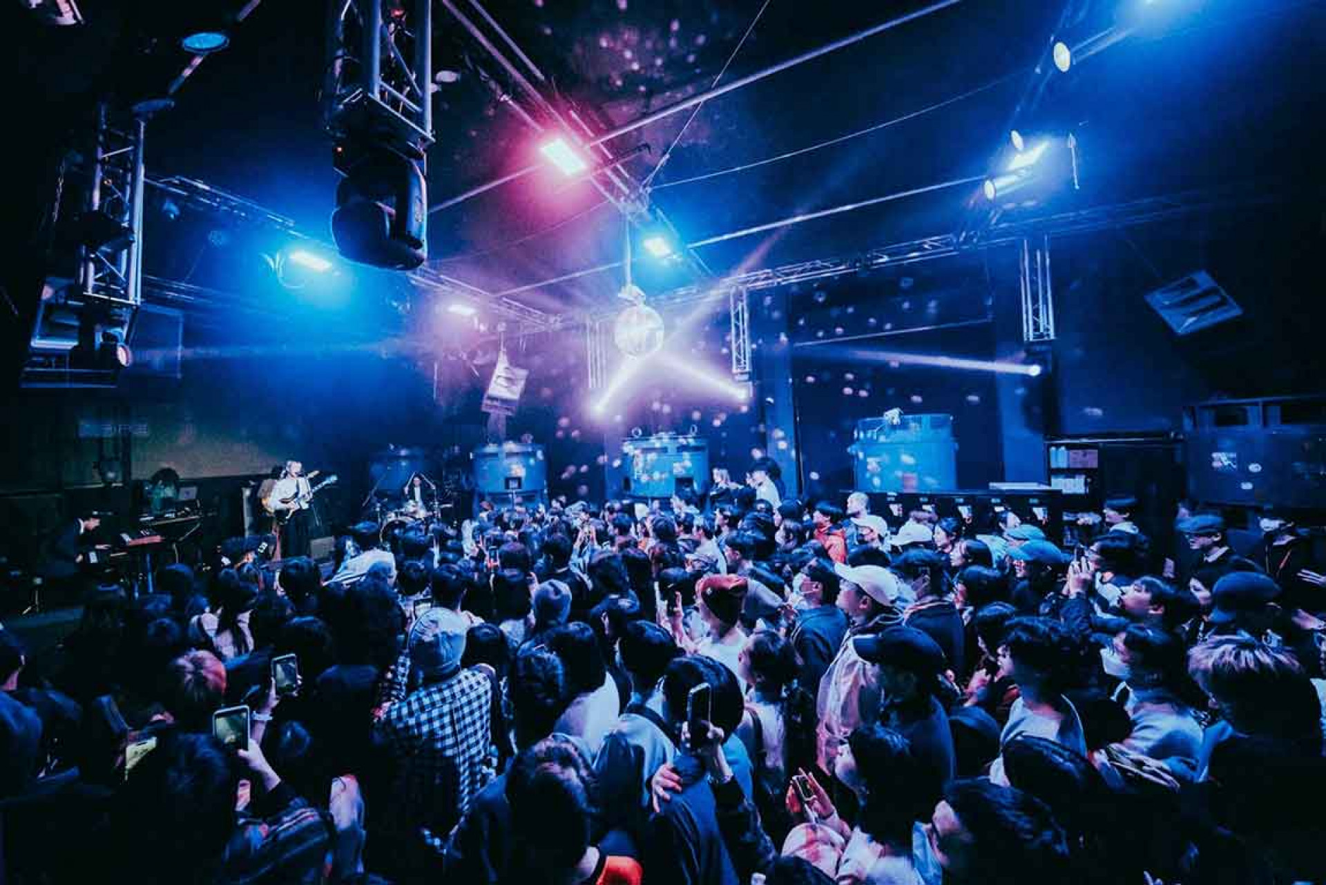 關西潮流青春樂團-luv-台灣首次演唱會_華納音樂國際部JPOP提供