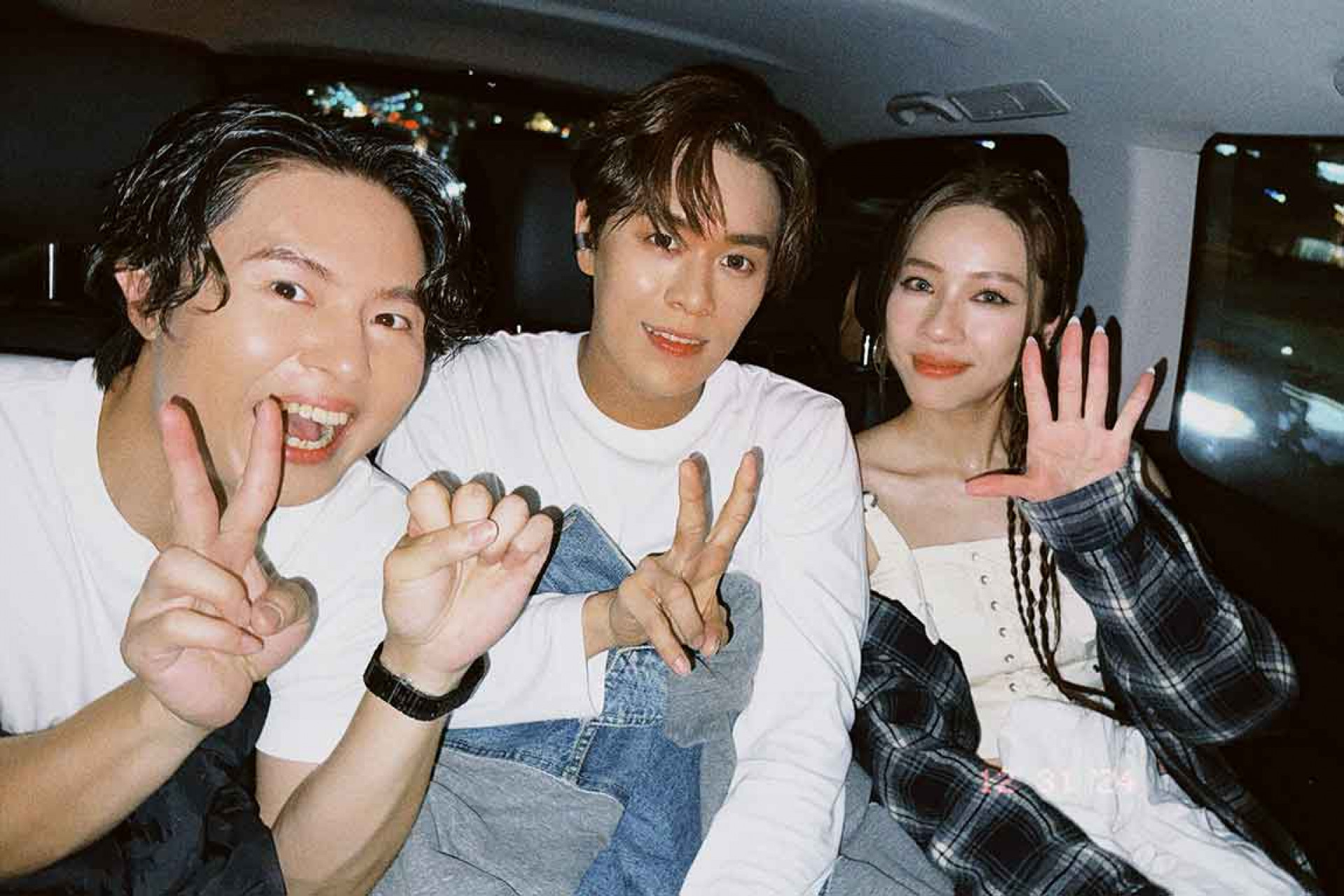 告五人席捲科技龍頭尾牙舞台,狂接88場穩坐「尾牙王」寶座。(相信音樂提供)