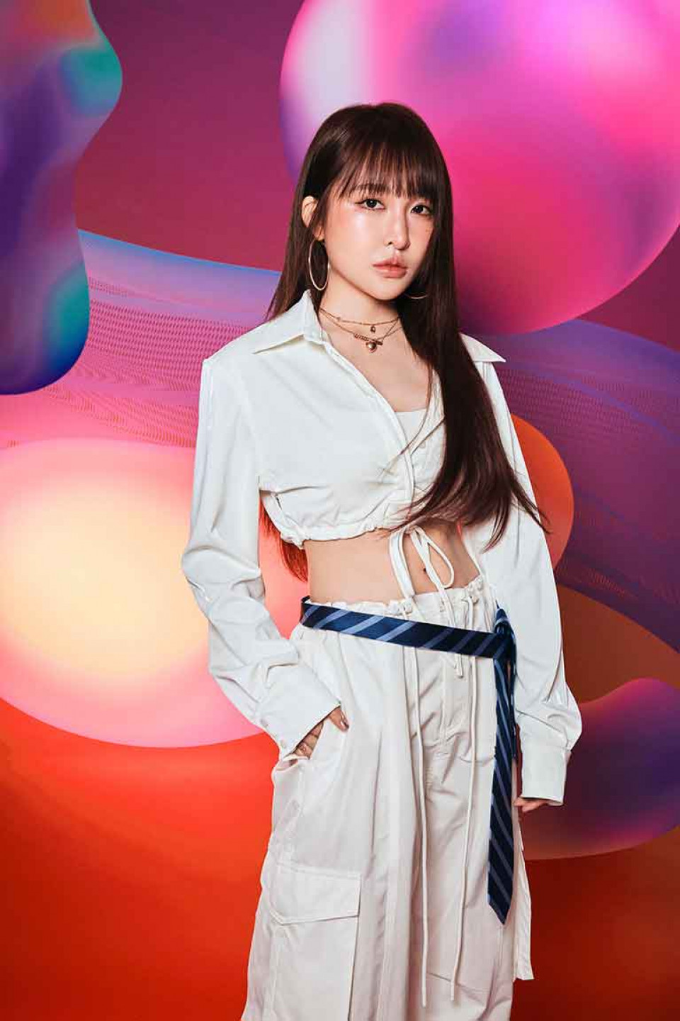 歌曲寫下儘管悲傷卻選擇藏匿自我情緒的心境 挑戰內心深處的情感課題