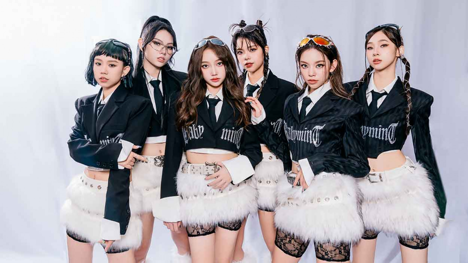 babyMINT／左起：品妡、Vikky、栩栩、丞妘、粼粼、熙妍（照片提供：華研國際）