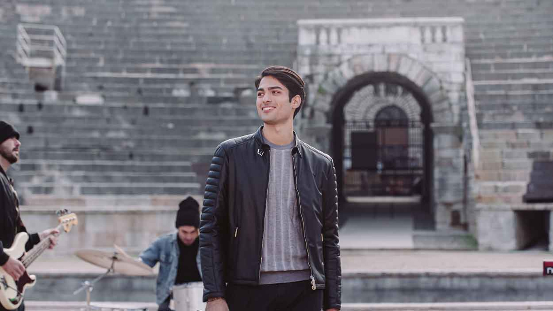 波伽利聲勢扶搖直上的帥氣次子—馬提歐・波伽利即將合體征服台灣樂迷!---環球音樂提供-(1)