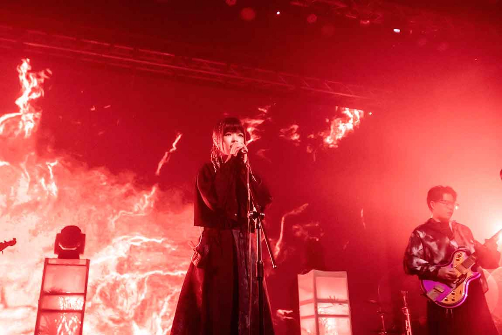 EP-完整收錄 full band 編制的現場聲響，聽覺感受豐富熱烈