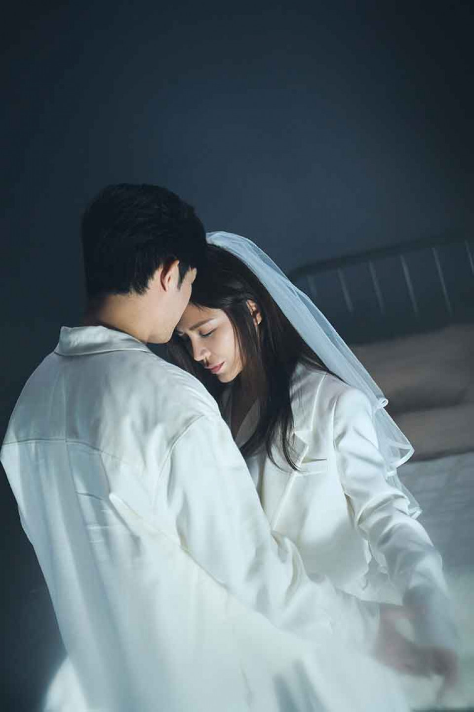 首度披上婚紗艾怡良,直呼:「媽!我終於嫁掉了!」