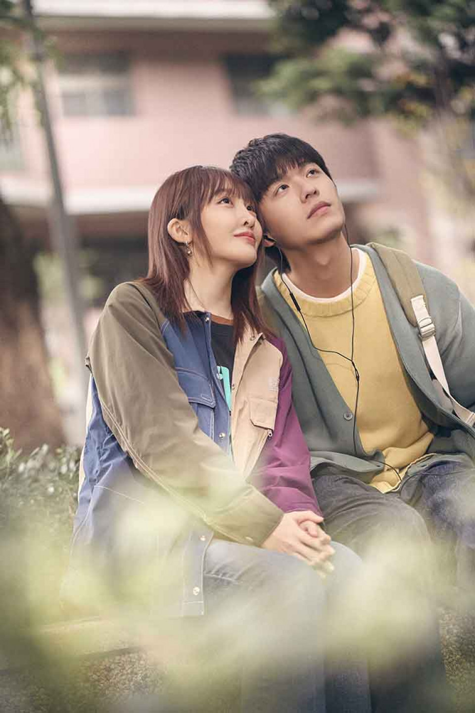 張若凡出演系列單曲衍生劇《星期三女友》與男主角王碩瀚