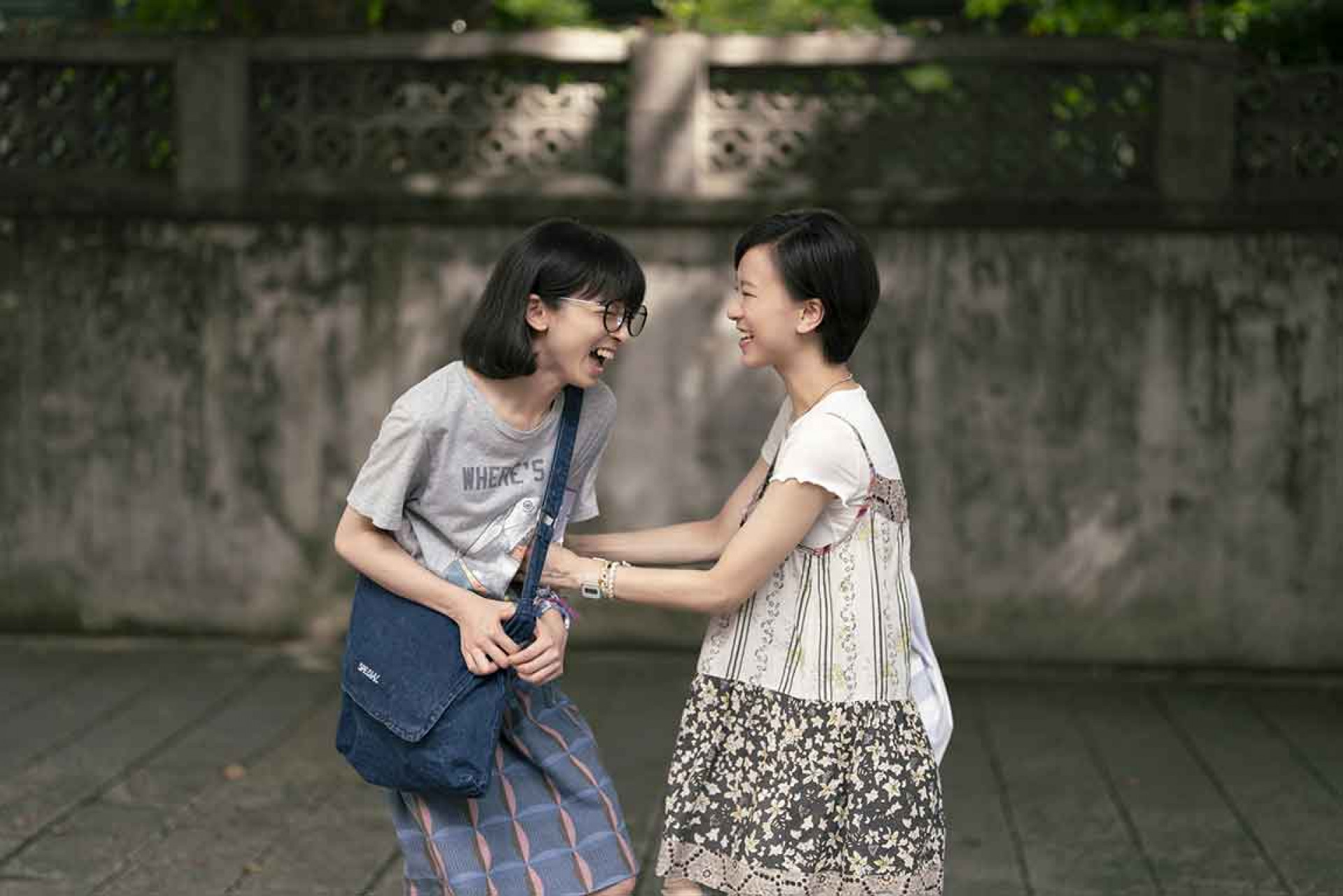 告五人為青春校園電影《夜校女生》打造主題曲〈沒有人會為了我改變〉。（興揚電影提供）