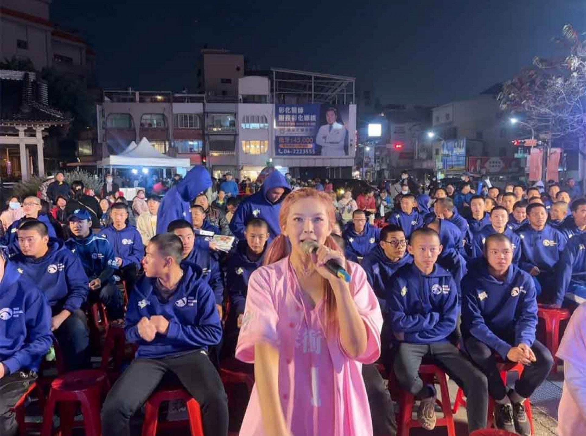 最強戶外應援主持人,4項超強技能助攻熱門賽事WBCQ