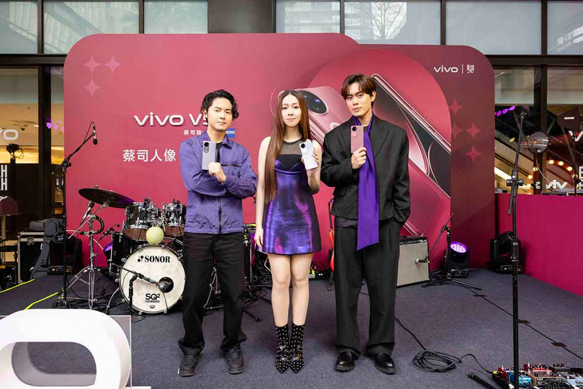 告五人宣布正式續約vivo，成為全新V50系列代言人！（vivo提供）
