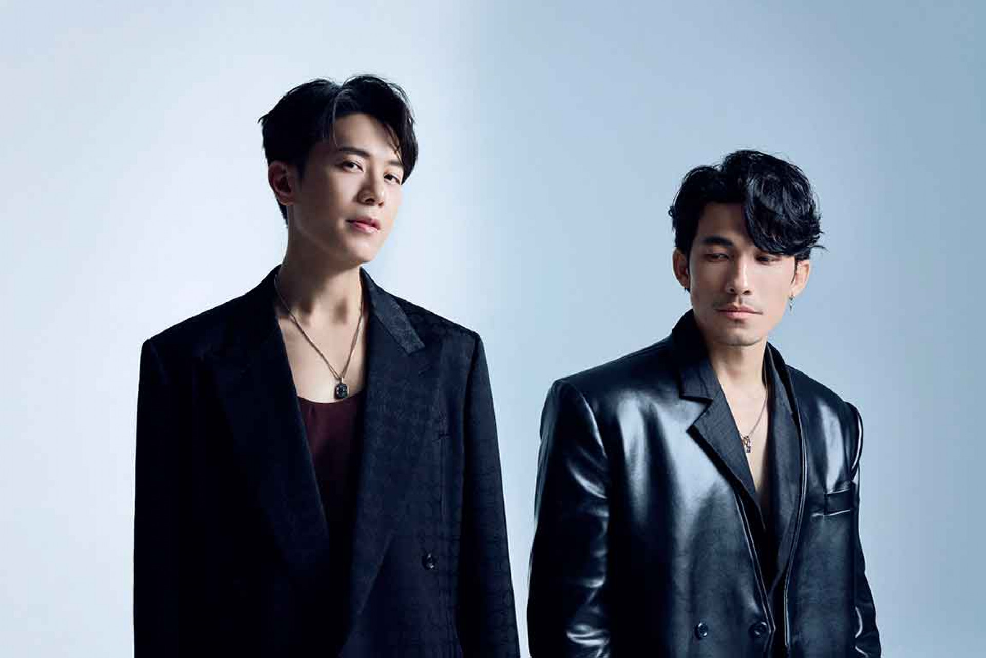 韋禮安(左起)、連炳發