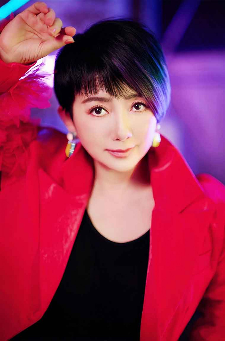 廣告大師范可欽首拍MV 紀錄周思潔學員真實人生故事