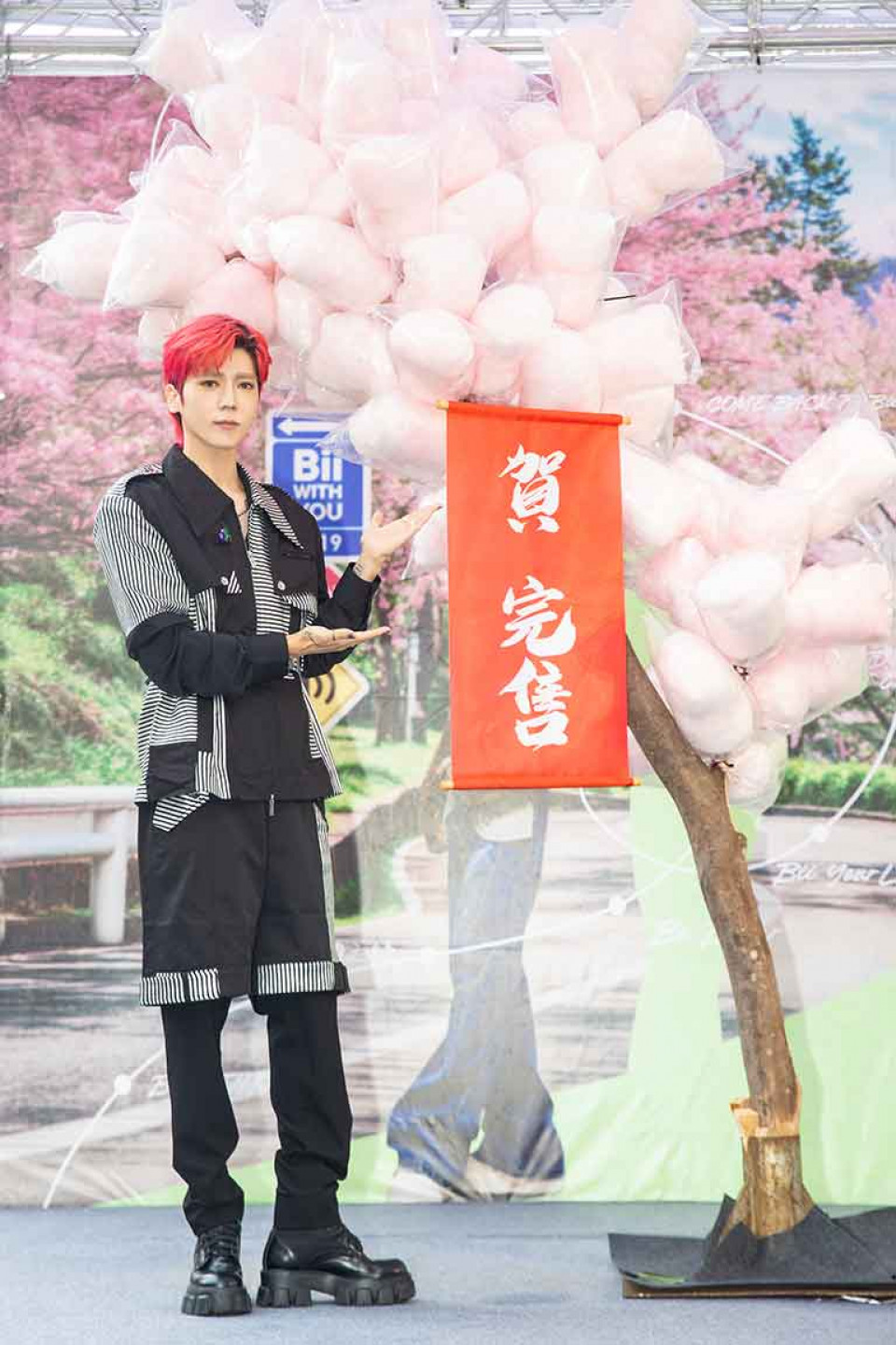 Bii畢書盡「Bii WITH YOU」演唱會票房完售 簽票+簽唱會感謝粉絲一路相挺