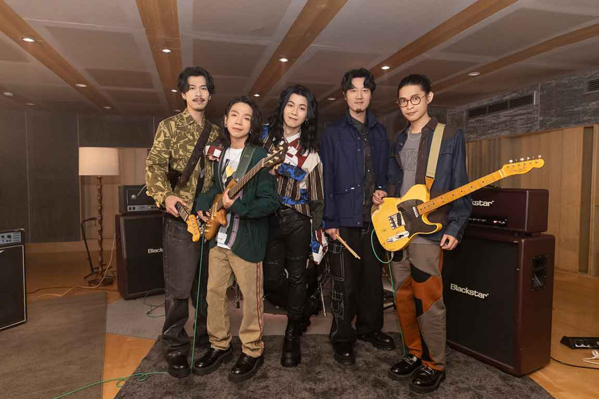 〈去飛翔〉歌詞版MV大獲好評，加碼推出第二支MV，將於3_25正式上線。（相信音樂提供）