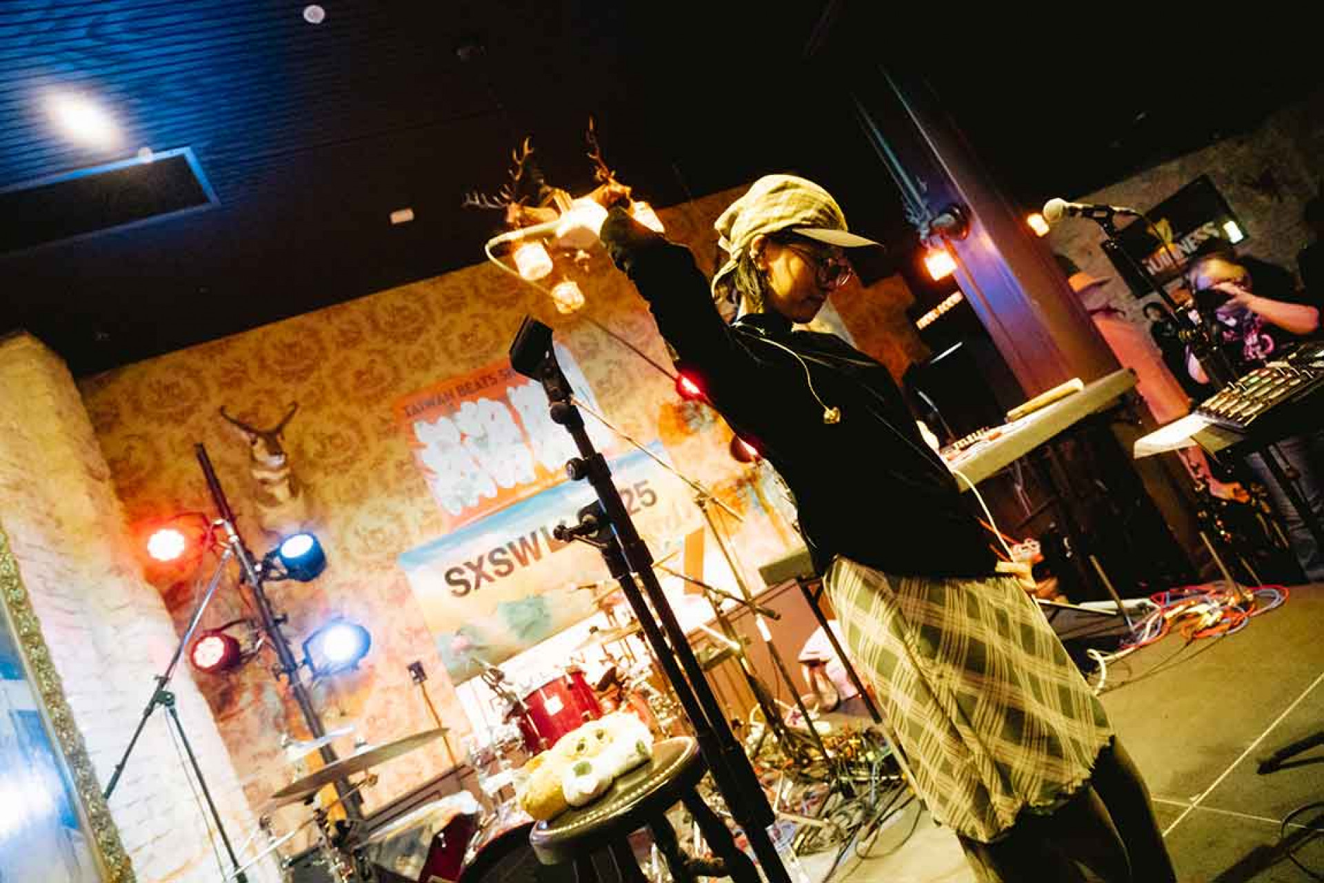 「Taiwan Beats Showcase」由甫發行個人首張雙專輯作品的陳嫺靜開場