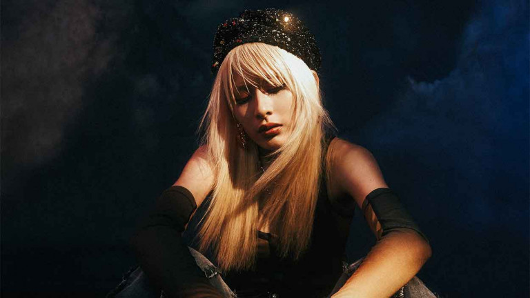 以《愛愛內含光》歌曲出道 JUD 陳泳希再度為影集《The Outlaw Doctor 化外之醫》量身打造主題曲