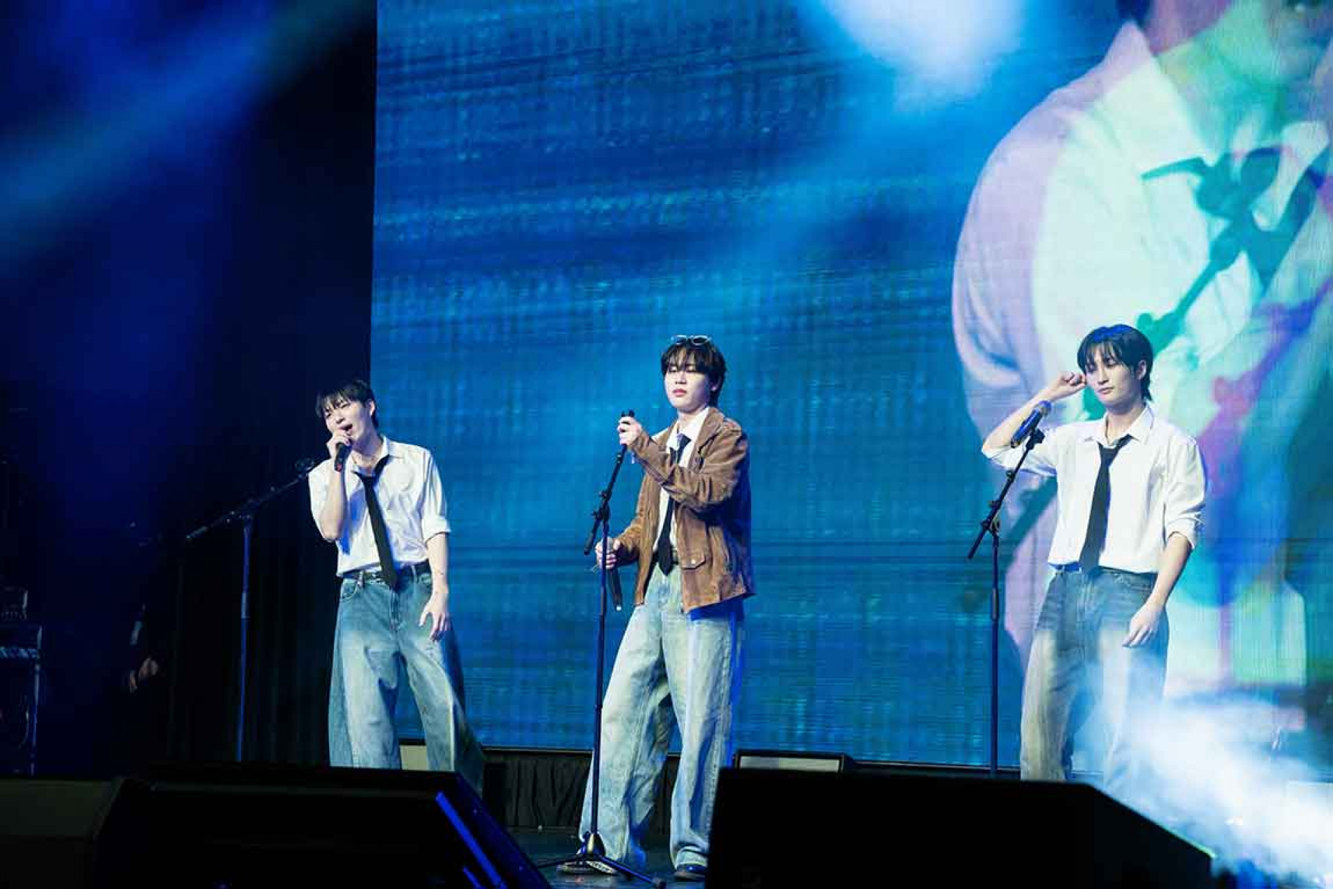 熙瓚、GK、E-CHAN選韓國搖滾天團YB經典〈나는-나비〉,搖滾模式啟動帥翻全場!